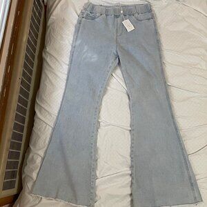 NWT Mudpie Women's Sz Large Lyla Flare Jeans Xwide Light wash Raw edge Uncut Hem